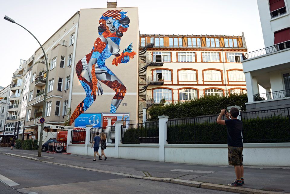 Tristan Eaton ONE WALL URBAN NATION